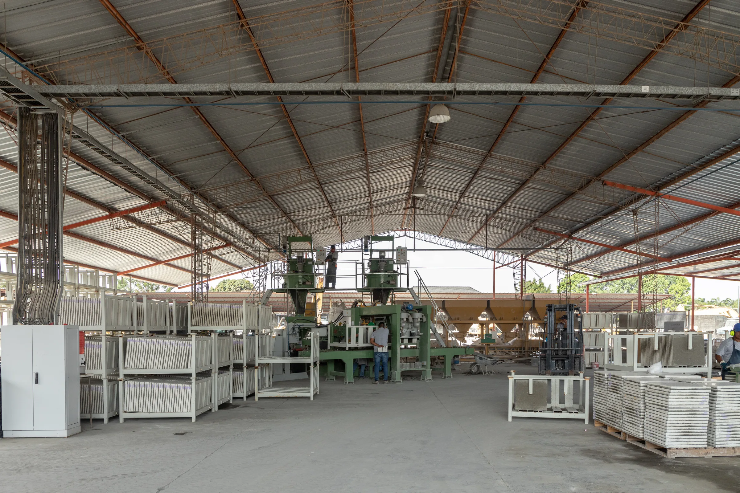 BAEC — Planta de producción · Ecuador